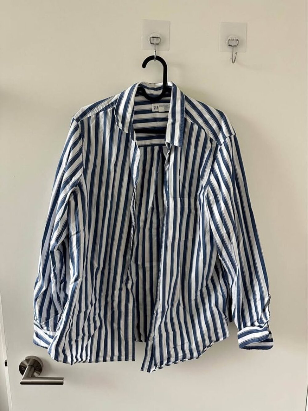 Gap - pinstripe poplin work shirt (size large)